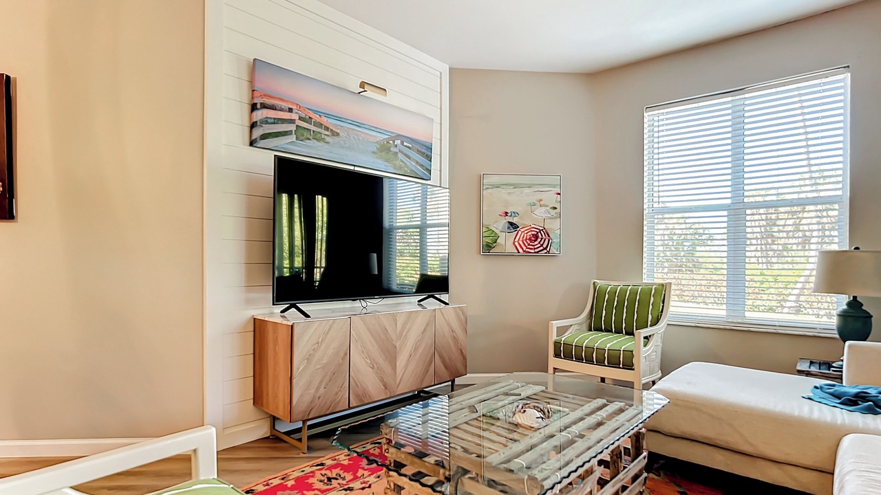 Photo of Livingroom in Tropical Cove
