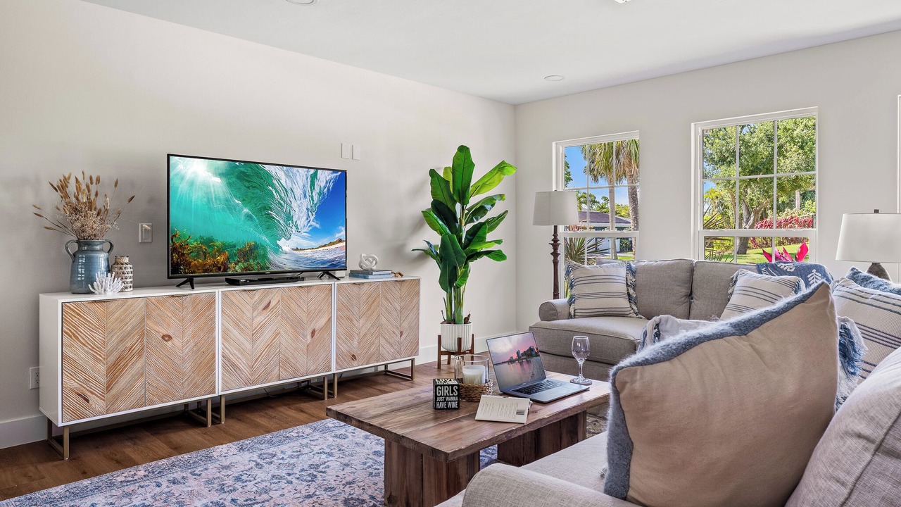 Photo of Livingroom in Catalina Isles
