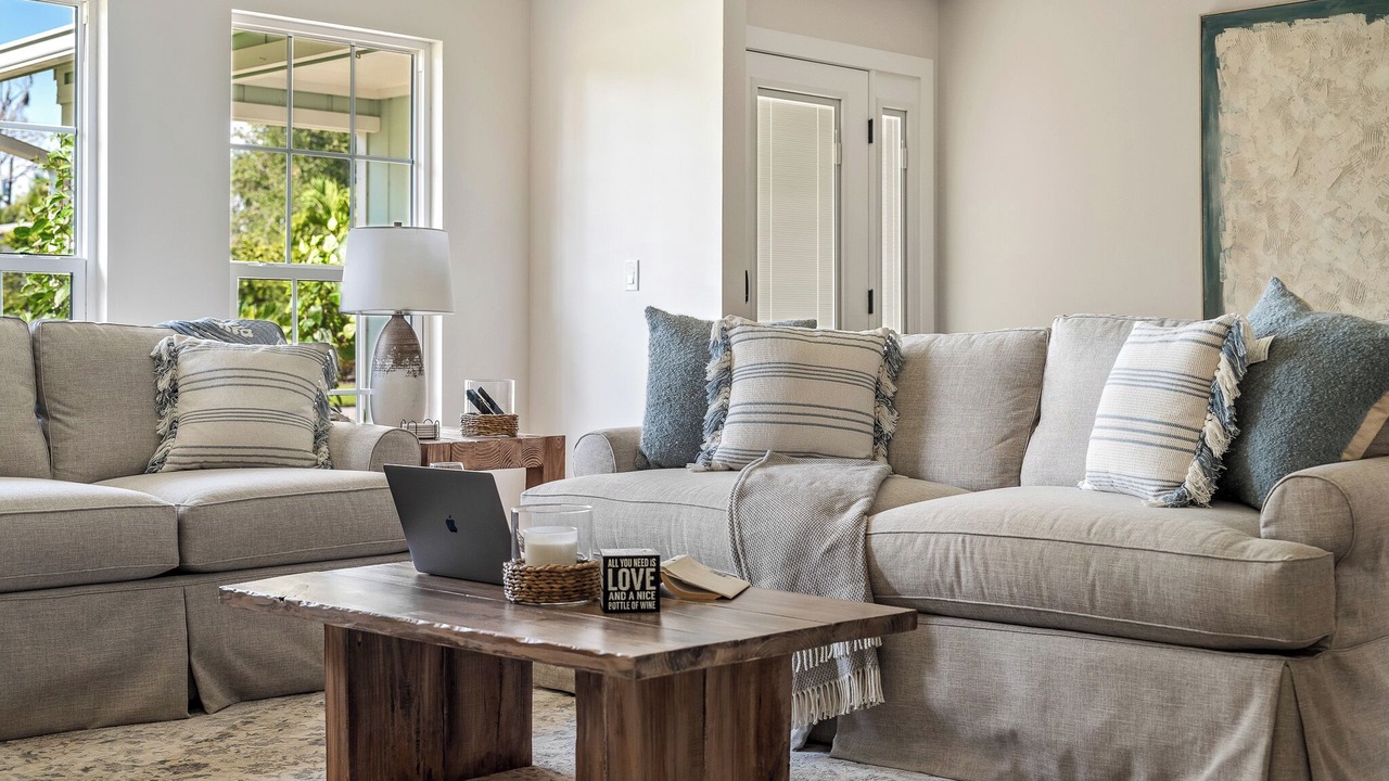 Photo of Livingroom in Catalina Isles