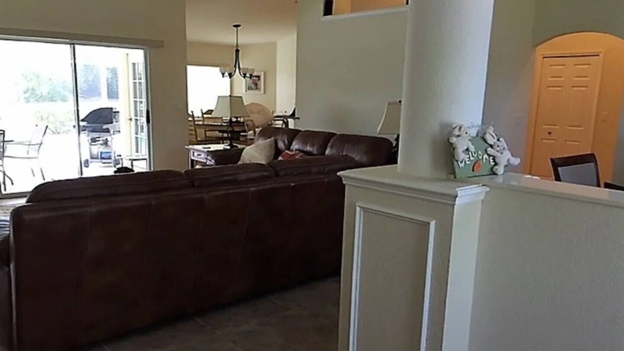Photo of Livingroom in South Gulf Cove