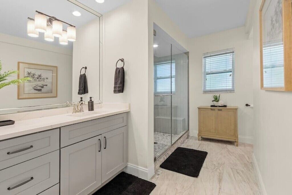 Photo of Bathroom in Iona