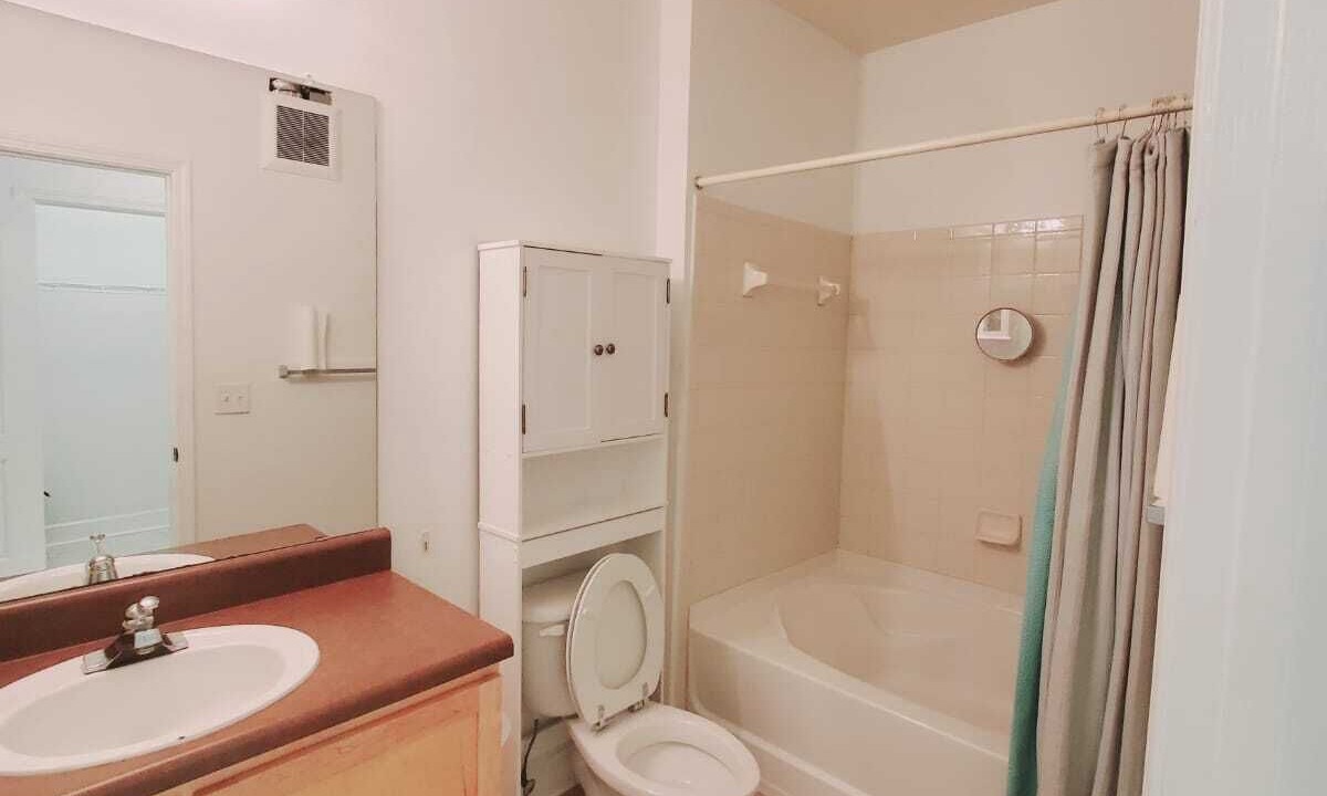 Photo of Bathroom in Tropic