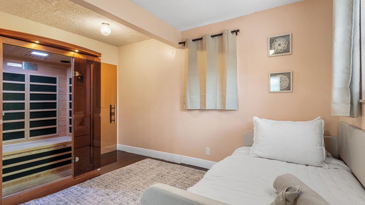 Photo of Bedroom in Boynton Beach