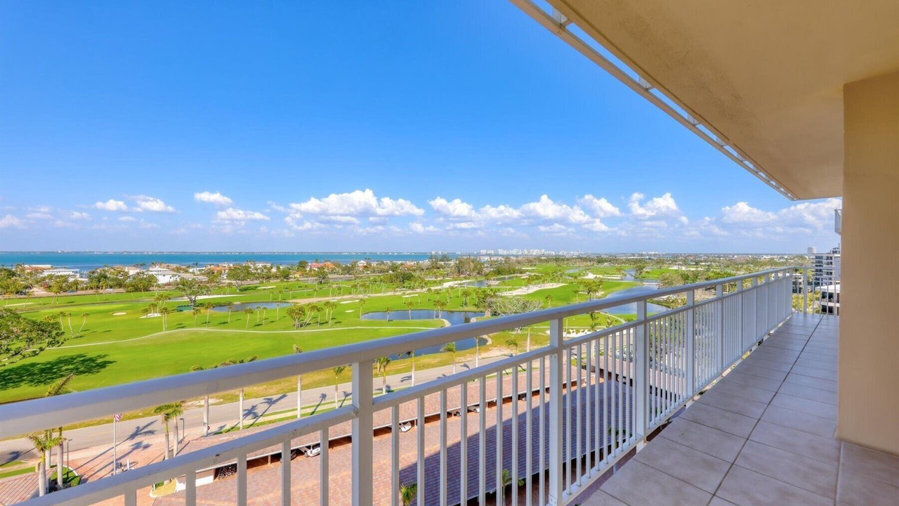 Photo of Patio Balcony in Trailer Estates