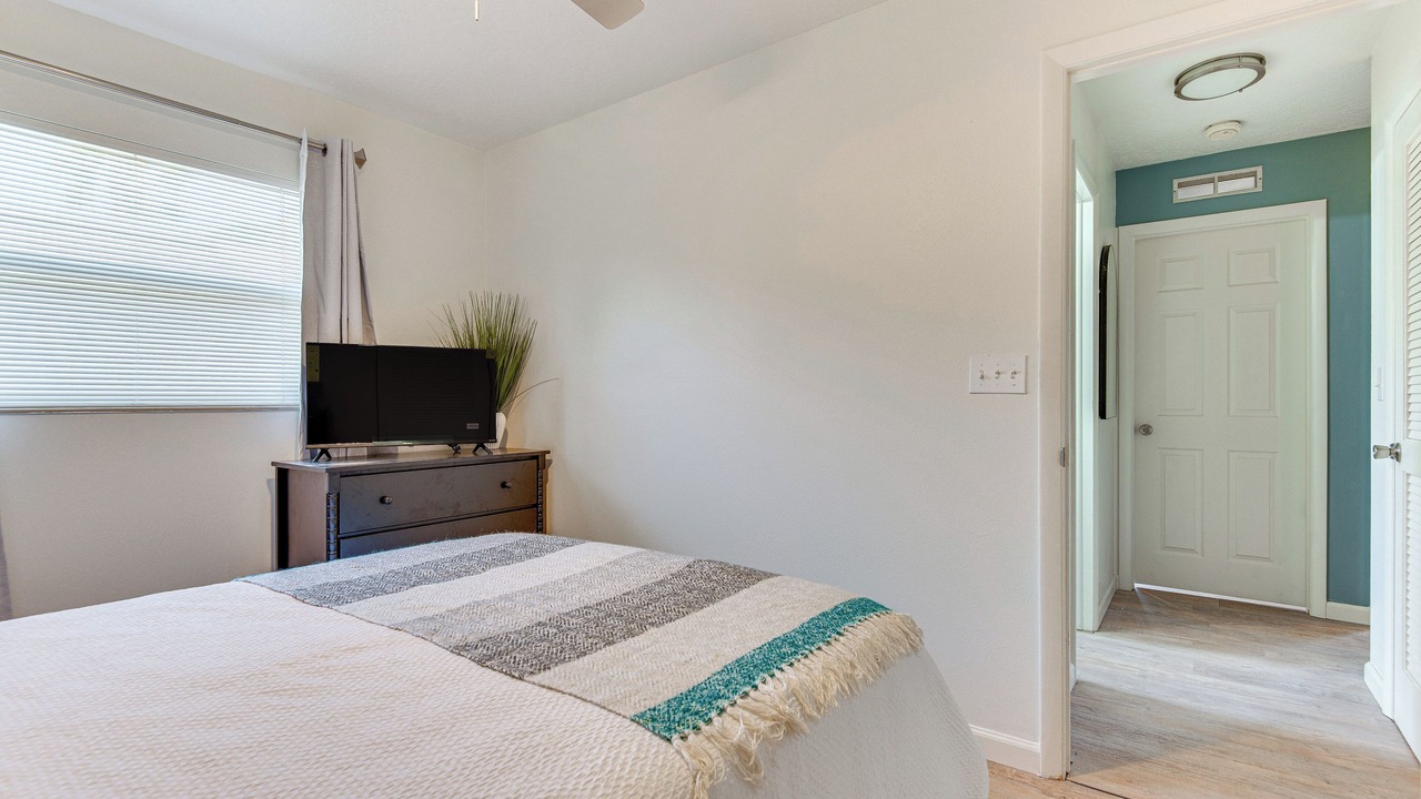 Photo of Bedroom in Tropic