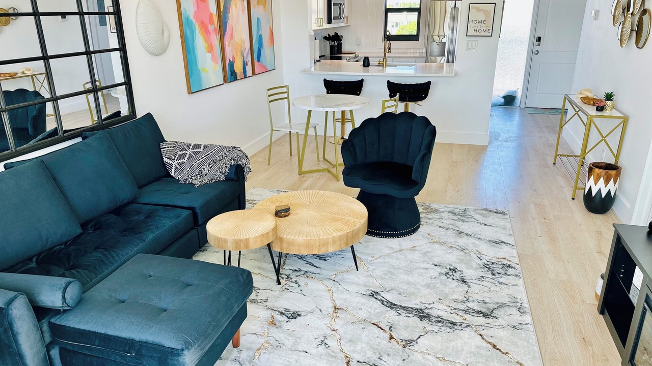 Photo of Livingroom in Old Naples