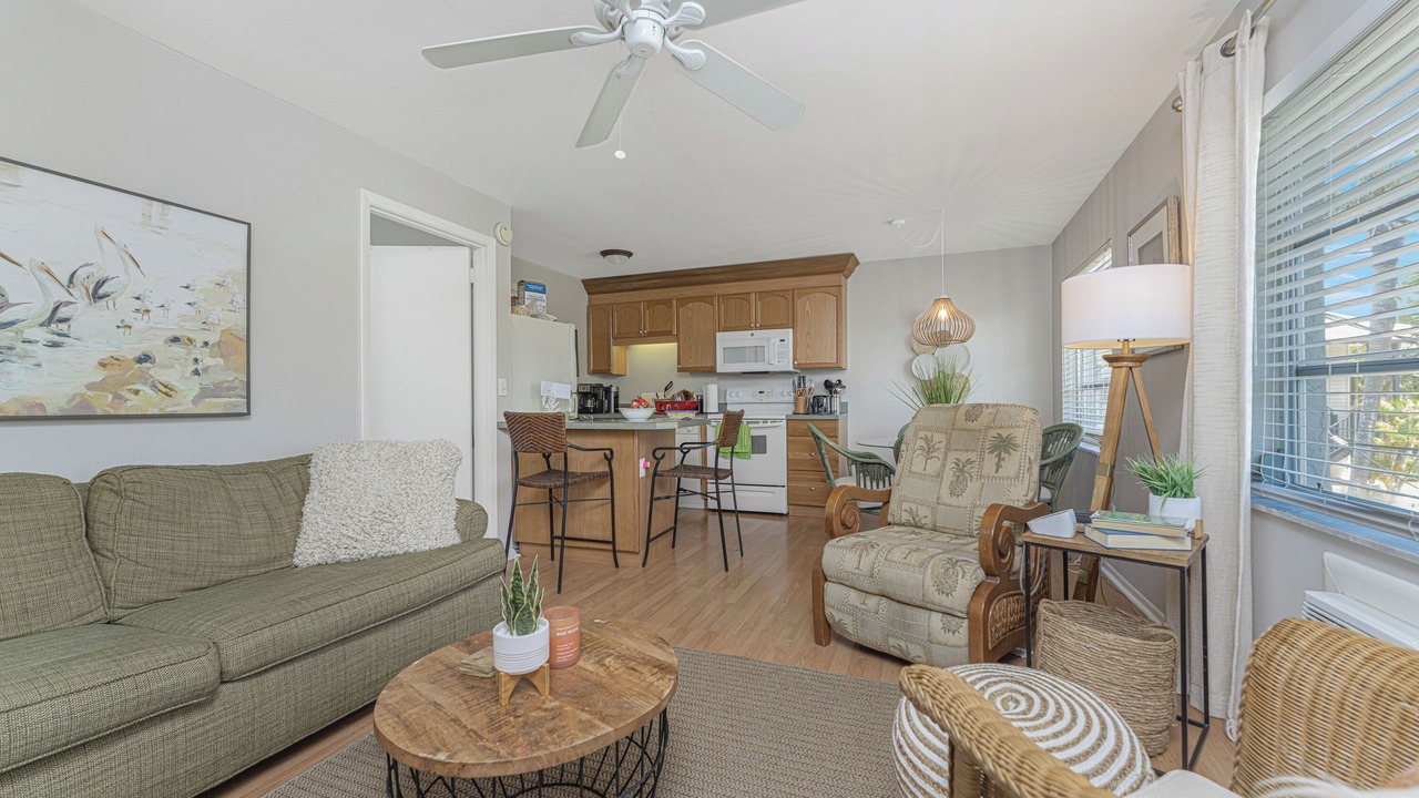 Photo of Livingroom in Englewood