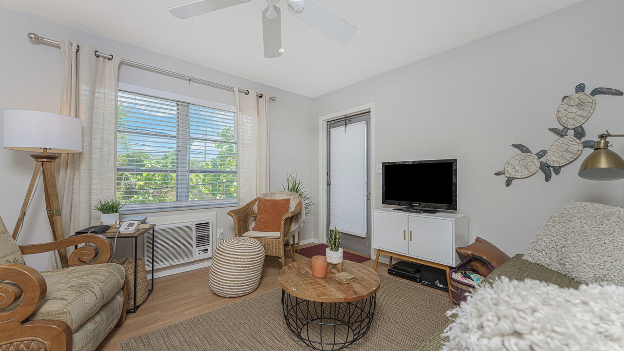 Photo of Livingroom in Englewood