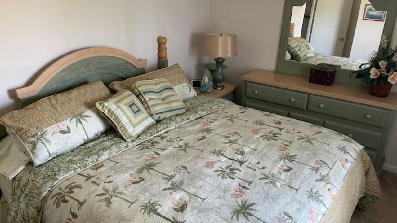 Photo of Bedroom in Moore Haven