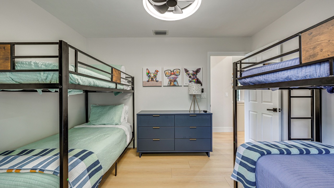 Photo of Bedroom in Palm River Estates
