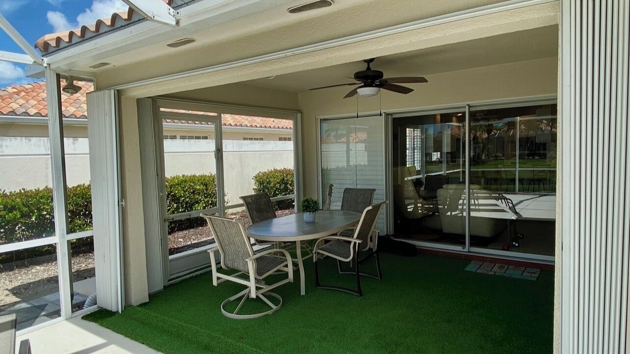 Photo of Outdoor in Village Walk