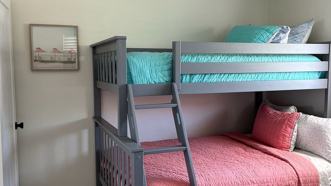 Photo of Bedroom in Yacht Club
