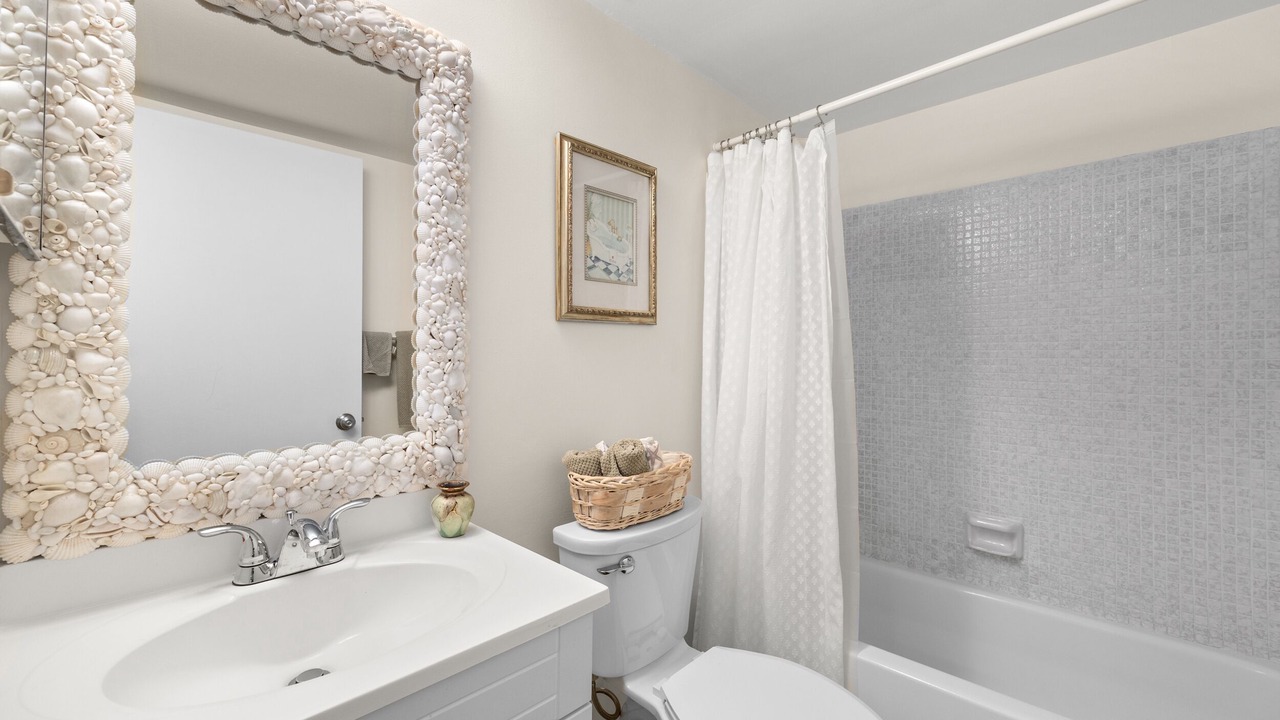 Photo of Bathroom in Hutchinson Island South