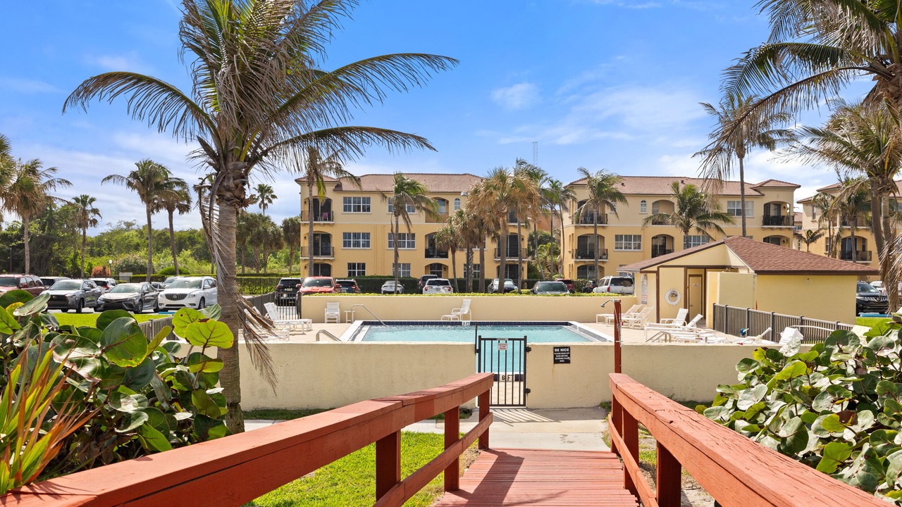 Photo of Outdoor in Hutchinson Island South