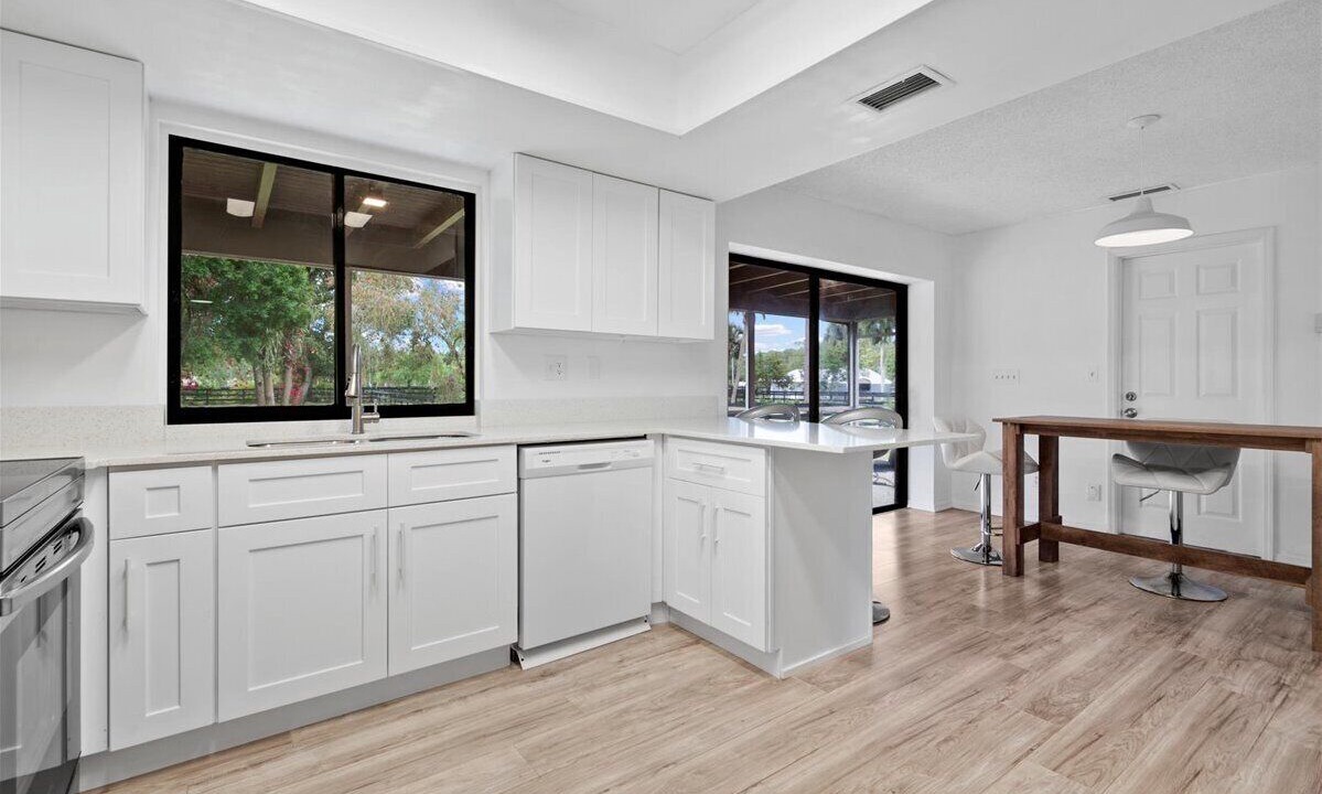 Photo of Kitchen in Loxahatchee Groves