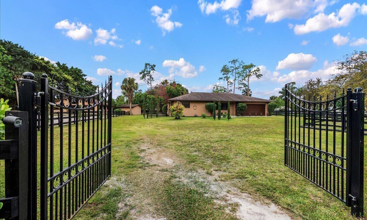 Photo of Outdoor in Loxahatchee Groves