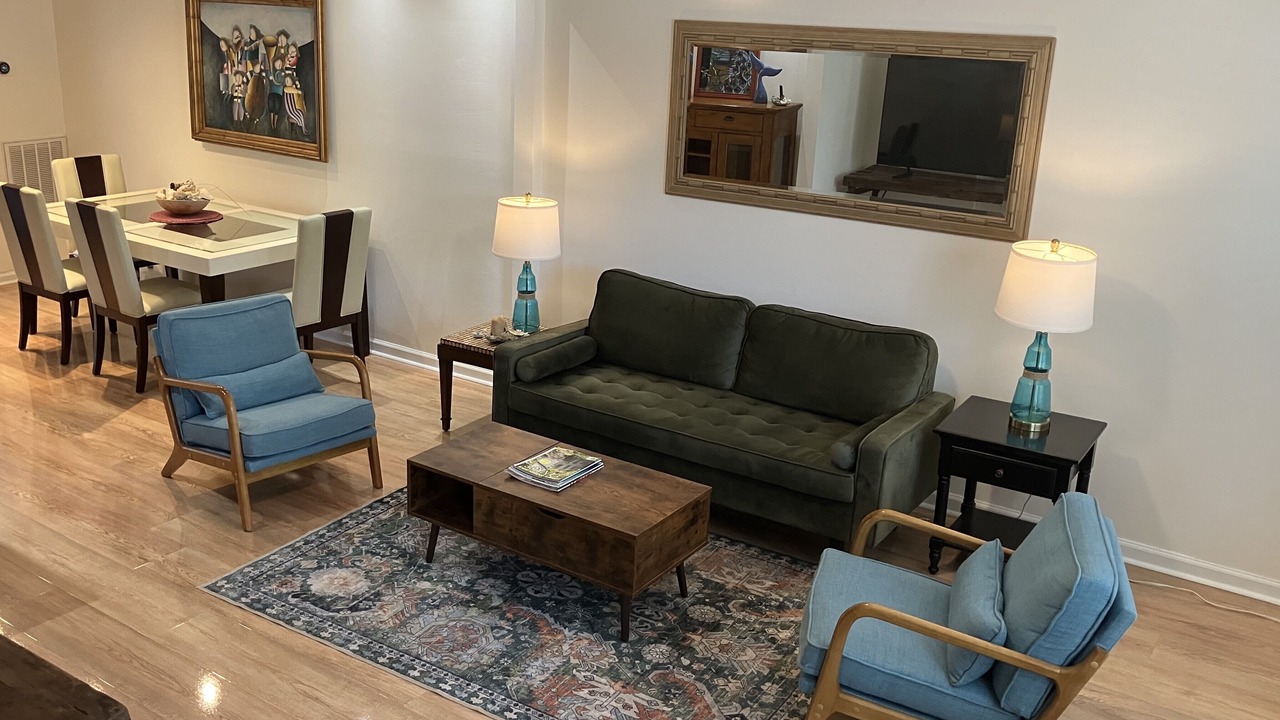 Photo of Livingroom in Central Beach