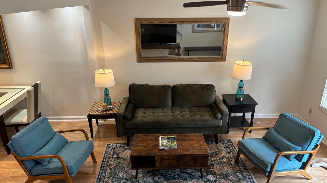 Photo of Livingroom in Central Beach