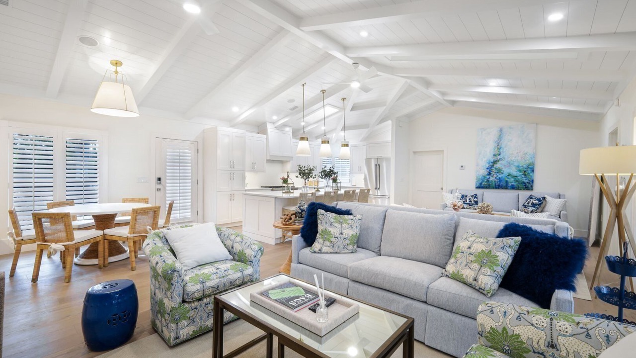 Photo of Livingroom in Old Naples