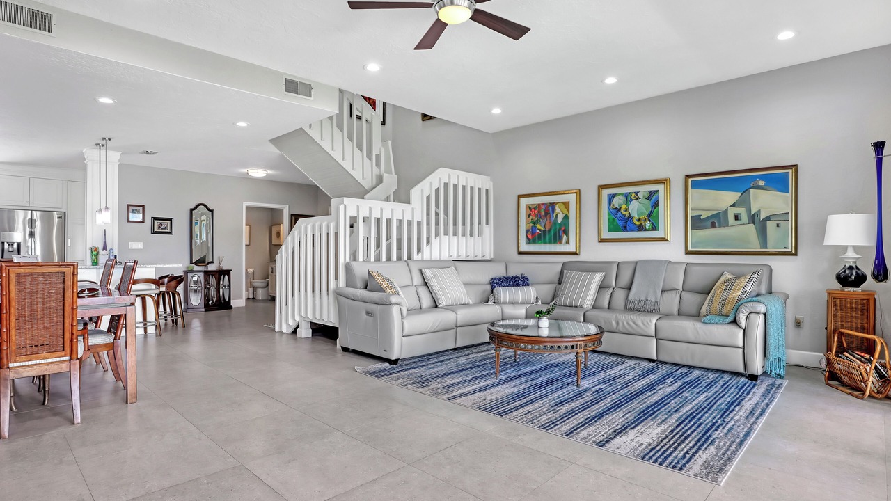 Photo of Livingroom in Indialantic