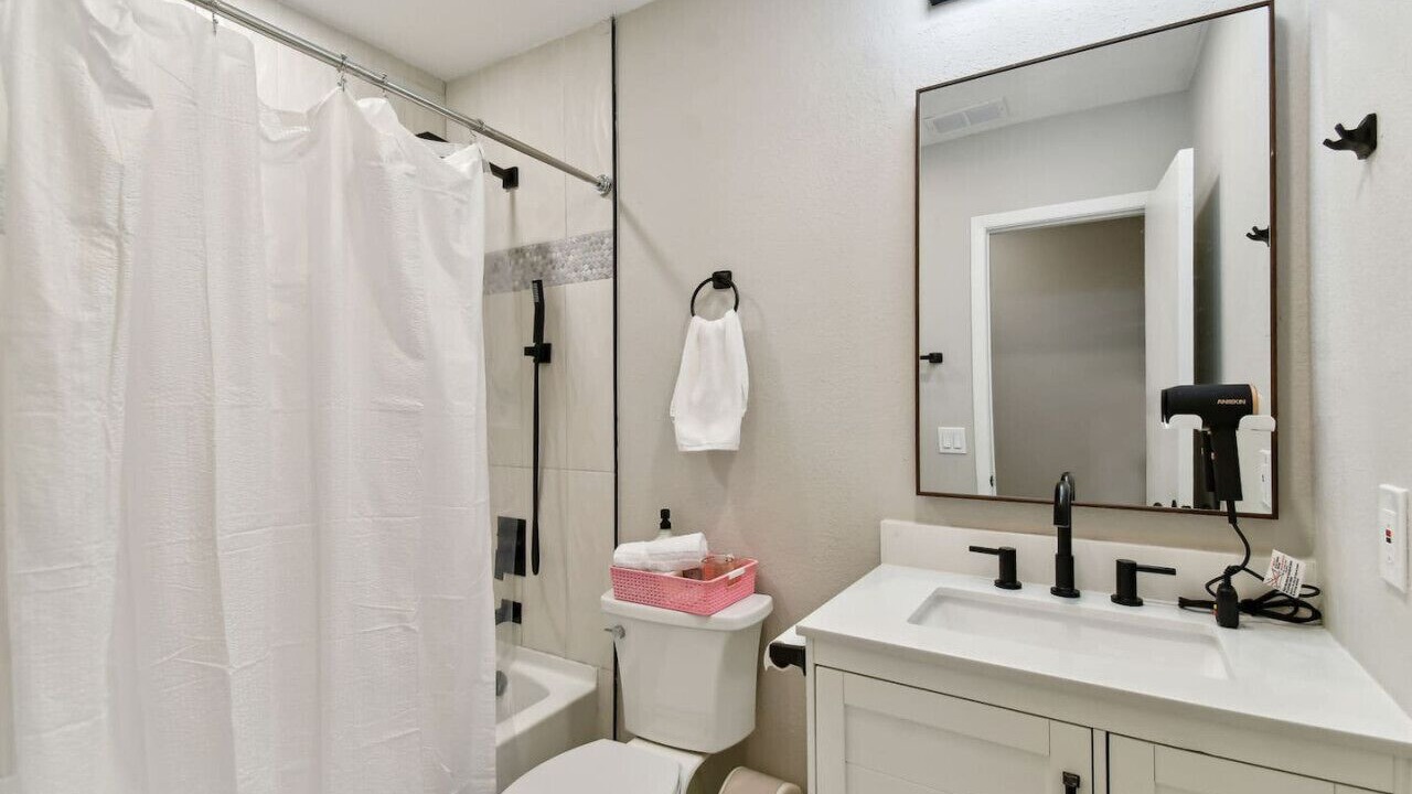 Photo of Bathroom in Temple Terrace