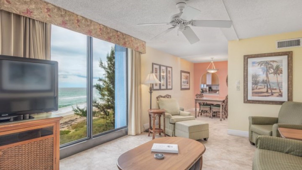 Photo of Livingroom in Hutchinson Island South
