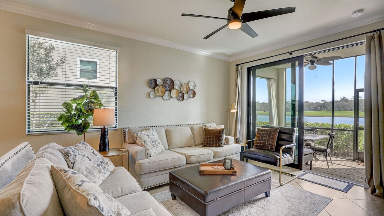 Photo of Livingroom in Lakewood Ranch