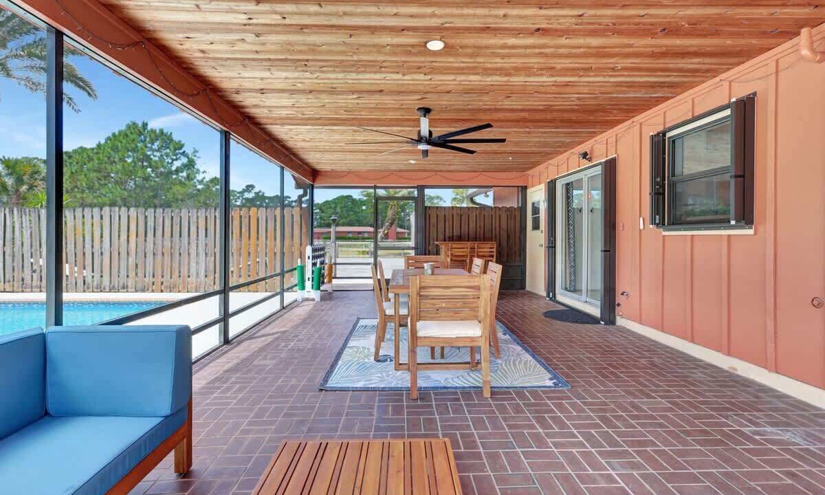 Photo of Outdoor in Lake Worth