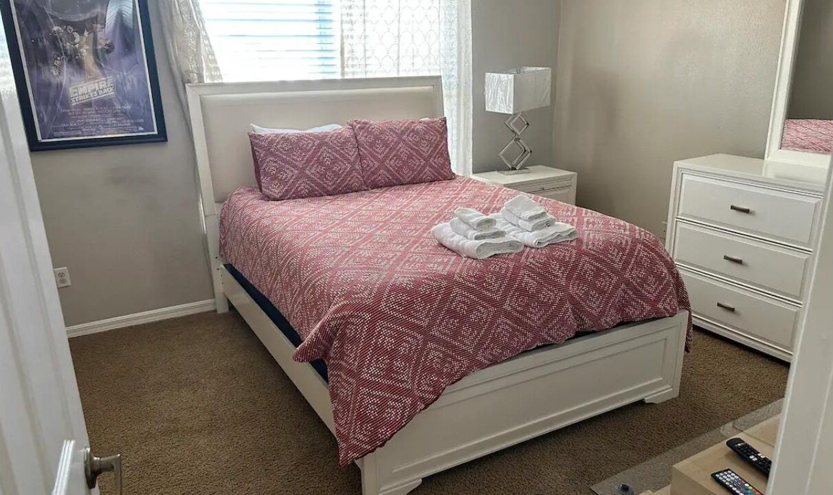 Photo of Bedroom in Lake Davenport Estates