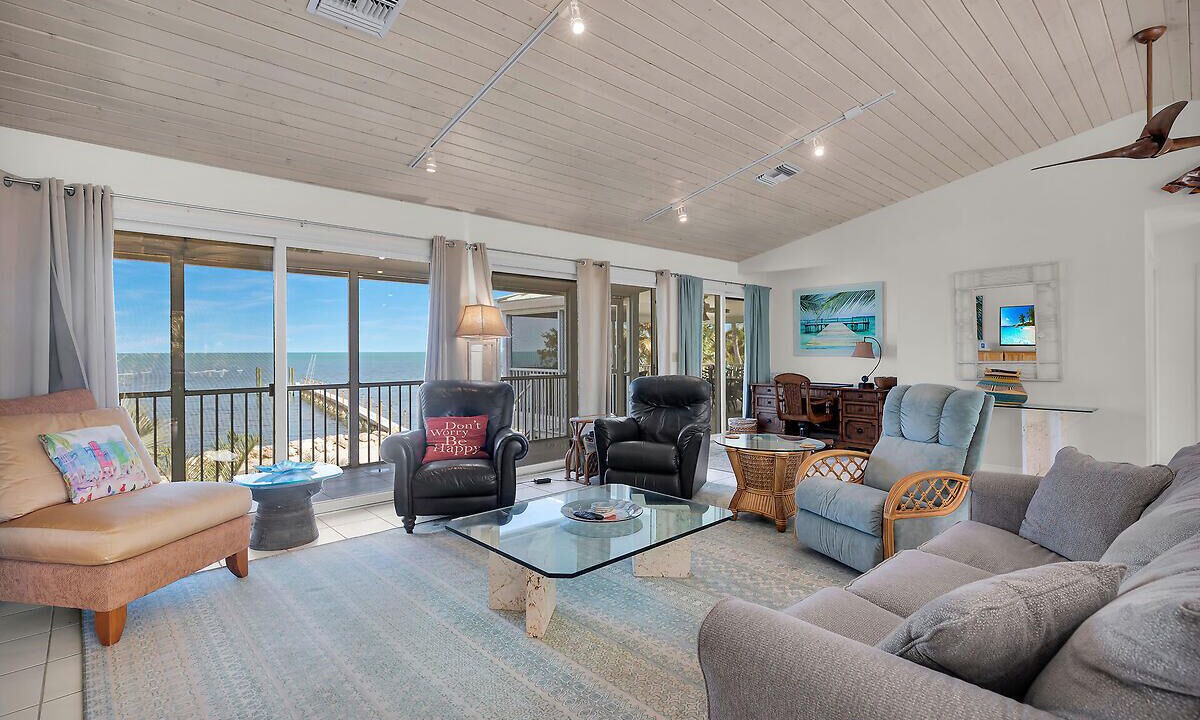 Photo of Livingroom in Marathon
