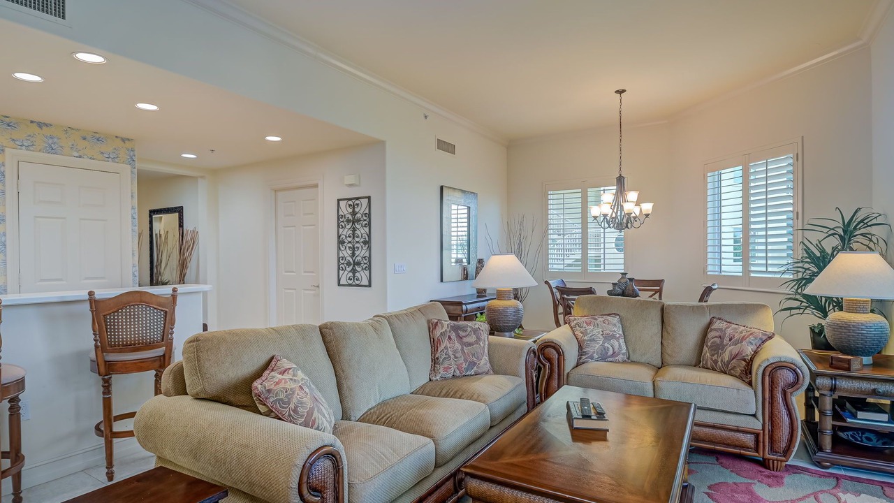 Photo of Livingroom in North Naples
