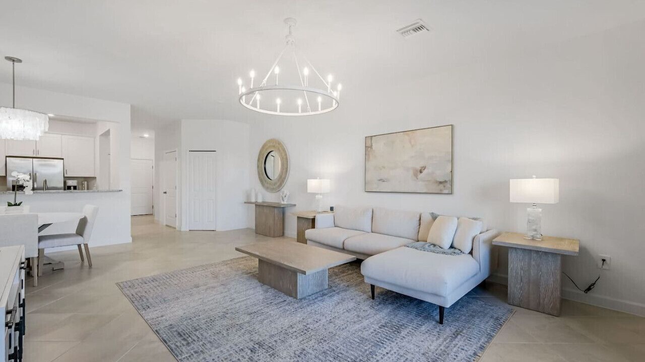 Photo of Livingroom in Gateway