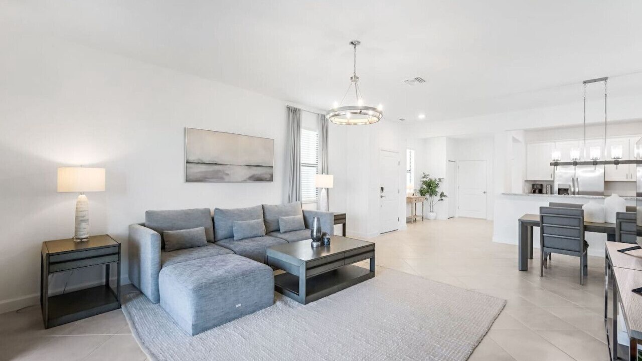 Photo of Livingroom in Gateway