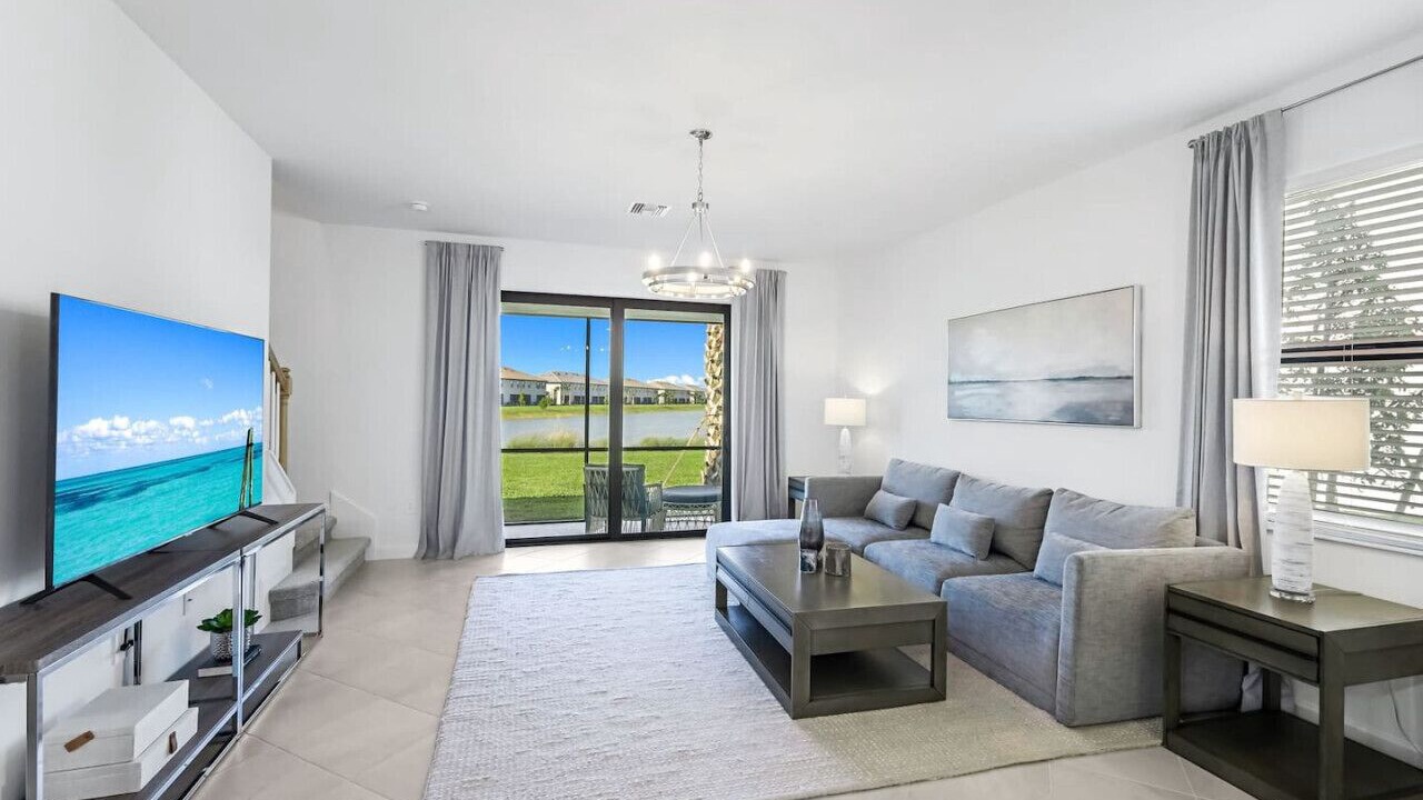 Photo of Livingroom in Gateway