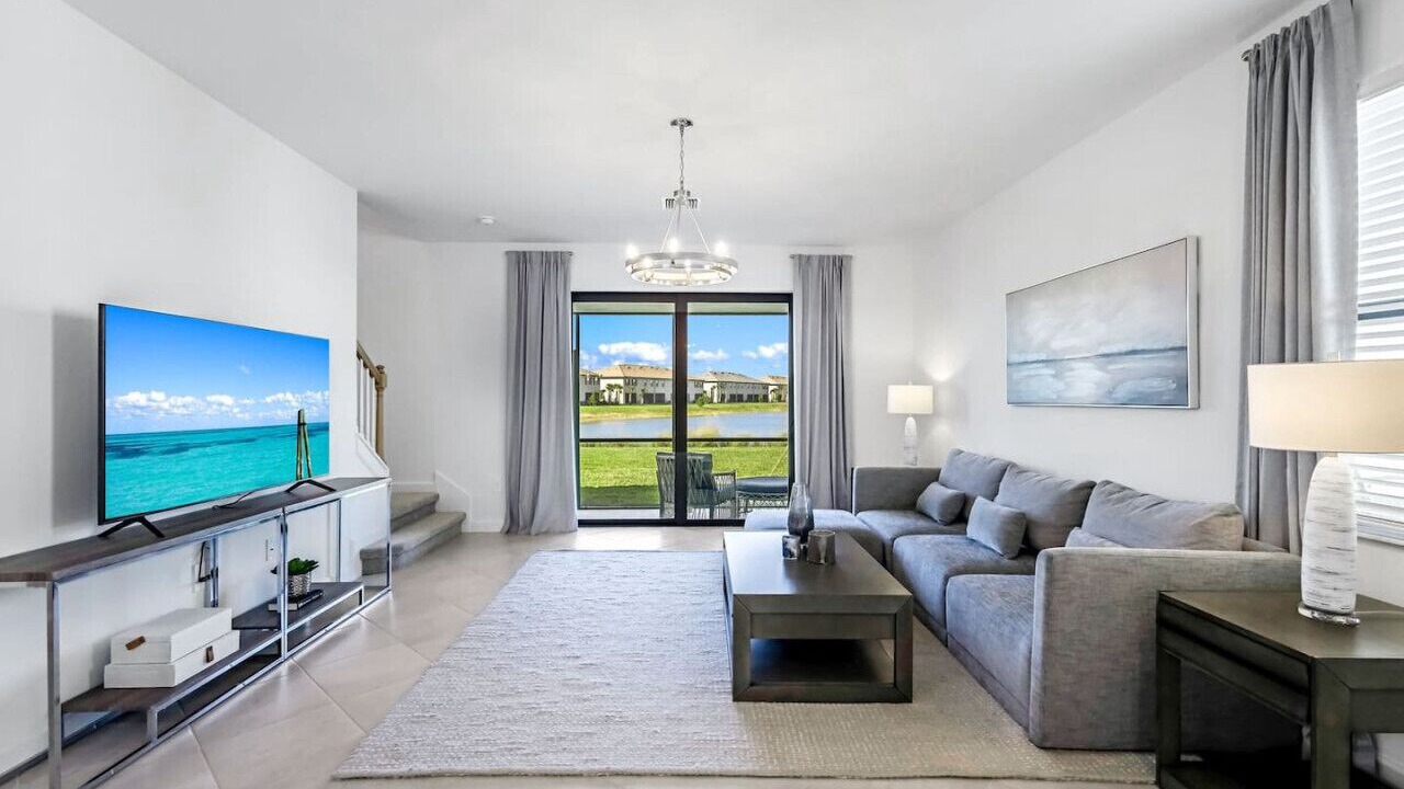 Photo of Livingroom in Gateway