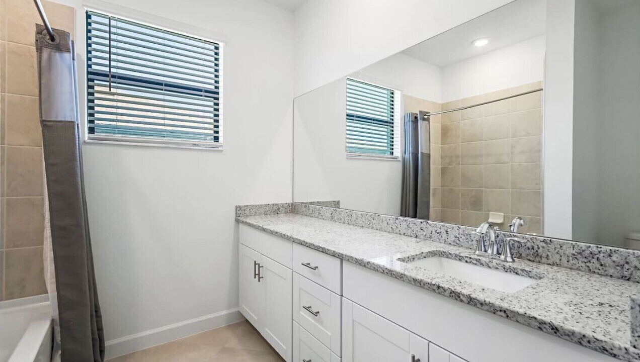 Photo of Bathroom in Gateway