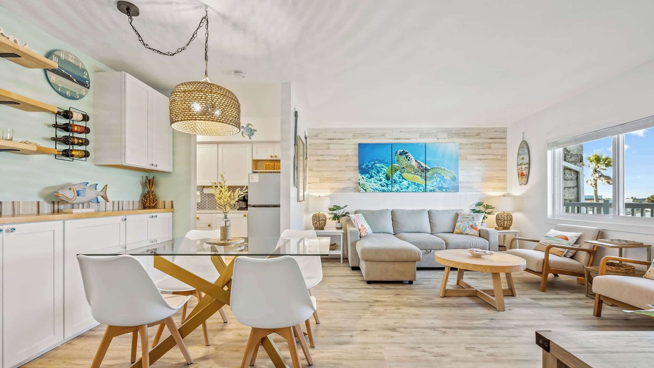 Photo of Livingroom in Crescent Beach