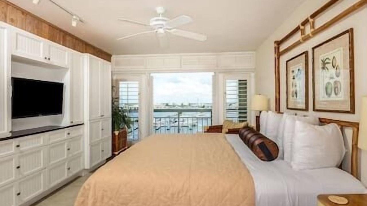 Photo of Bedroom in Historic Seaport