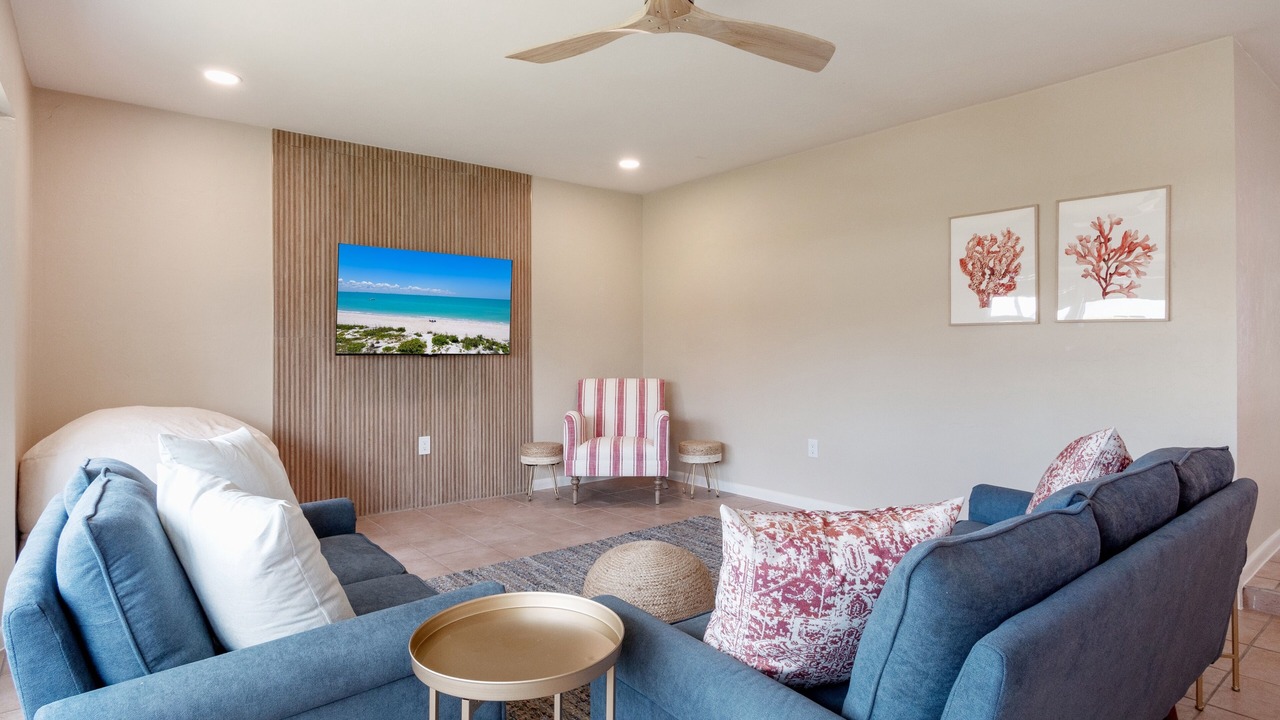 Photo of Livingroom in Caloosahatchee