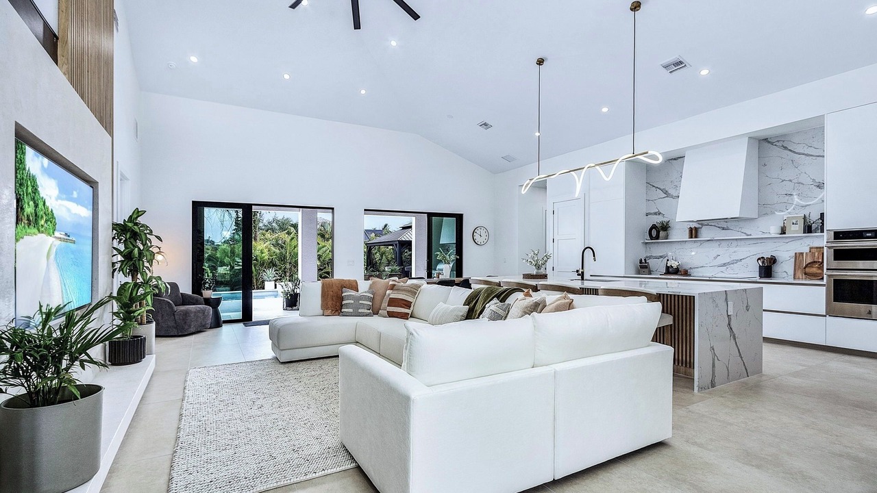 Photo of Livingroom in Naples Park