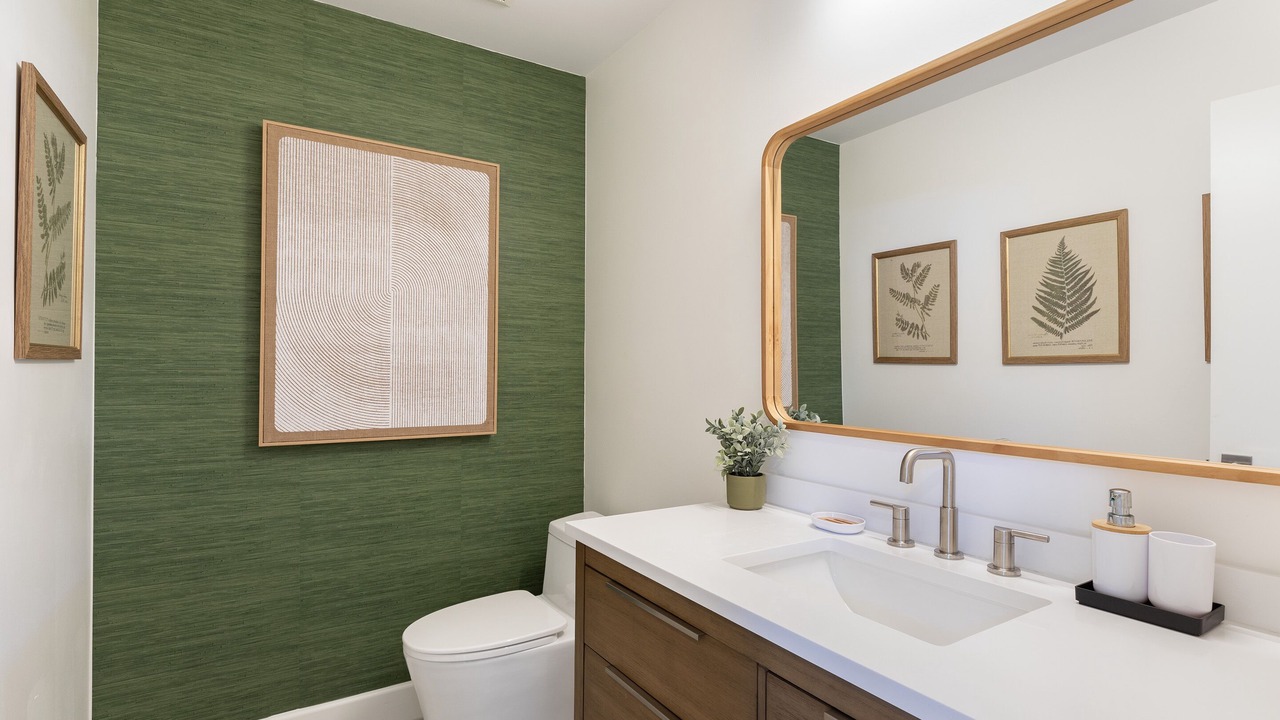 Photo of Bathroom in Cypress Gardens