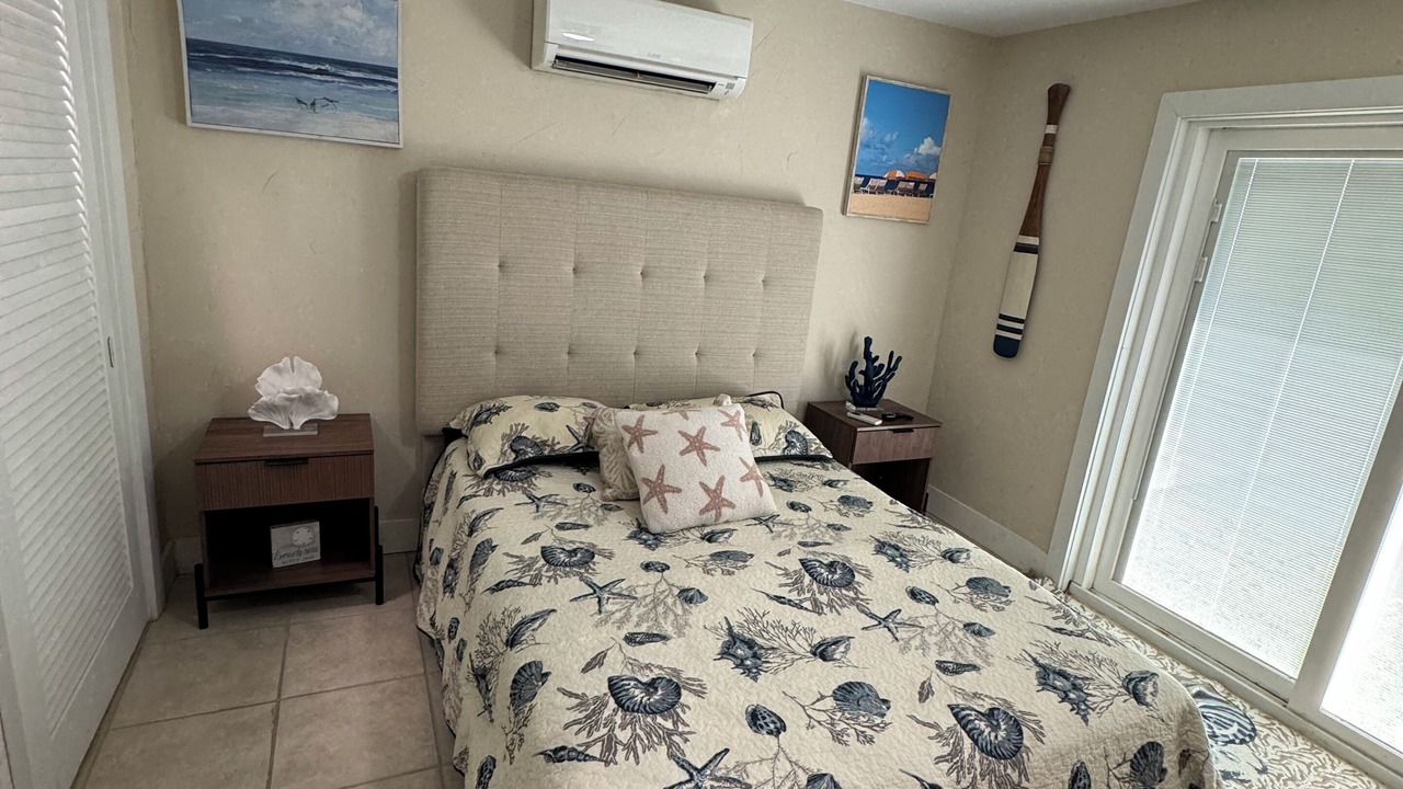 Photo of Bedroom in Indian Waterways