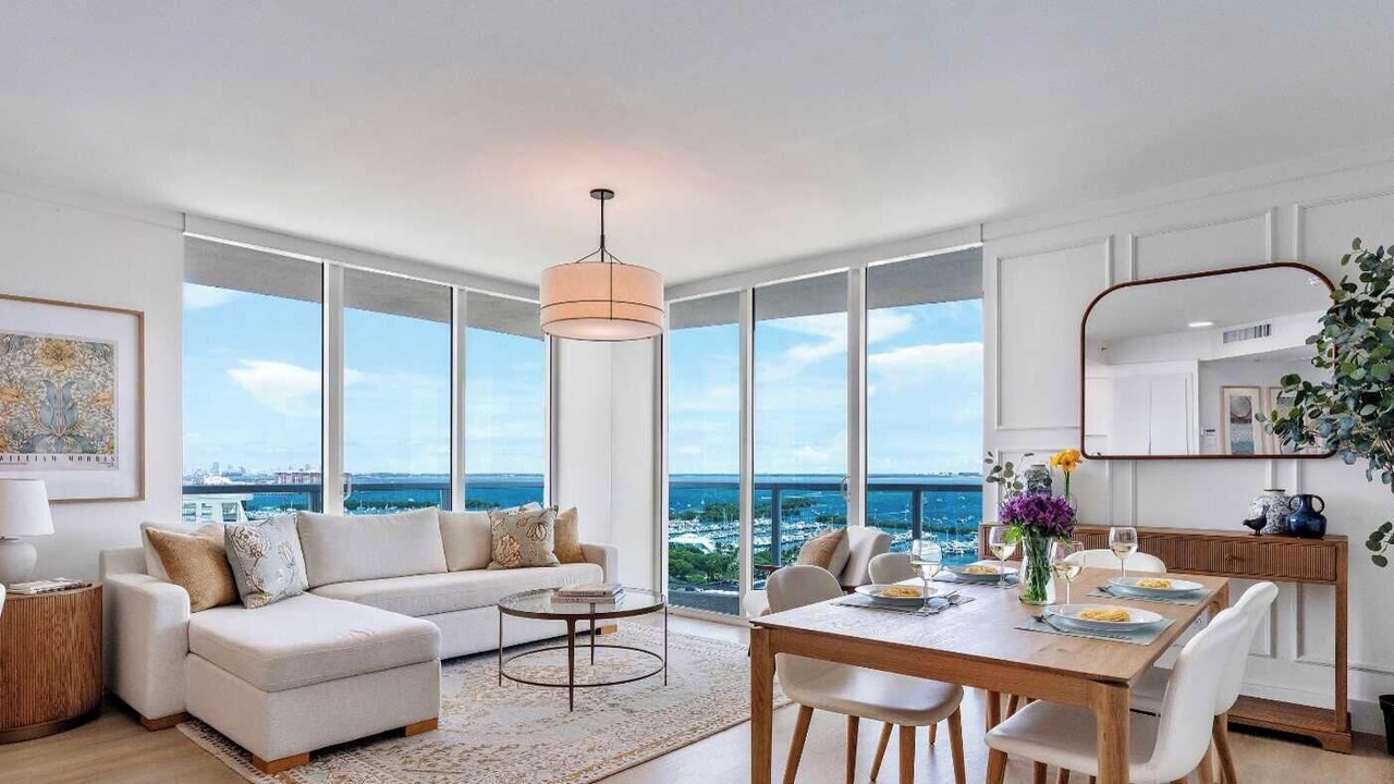 Photo of Livingroom in Coconut Grove