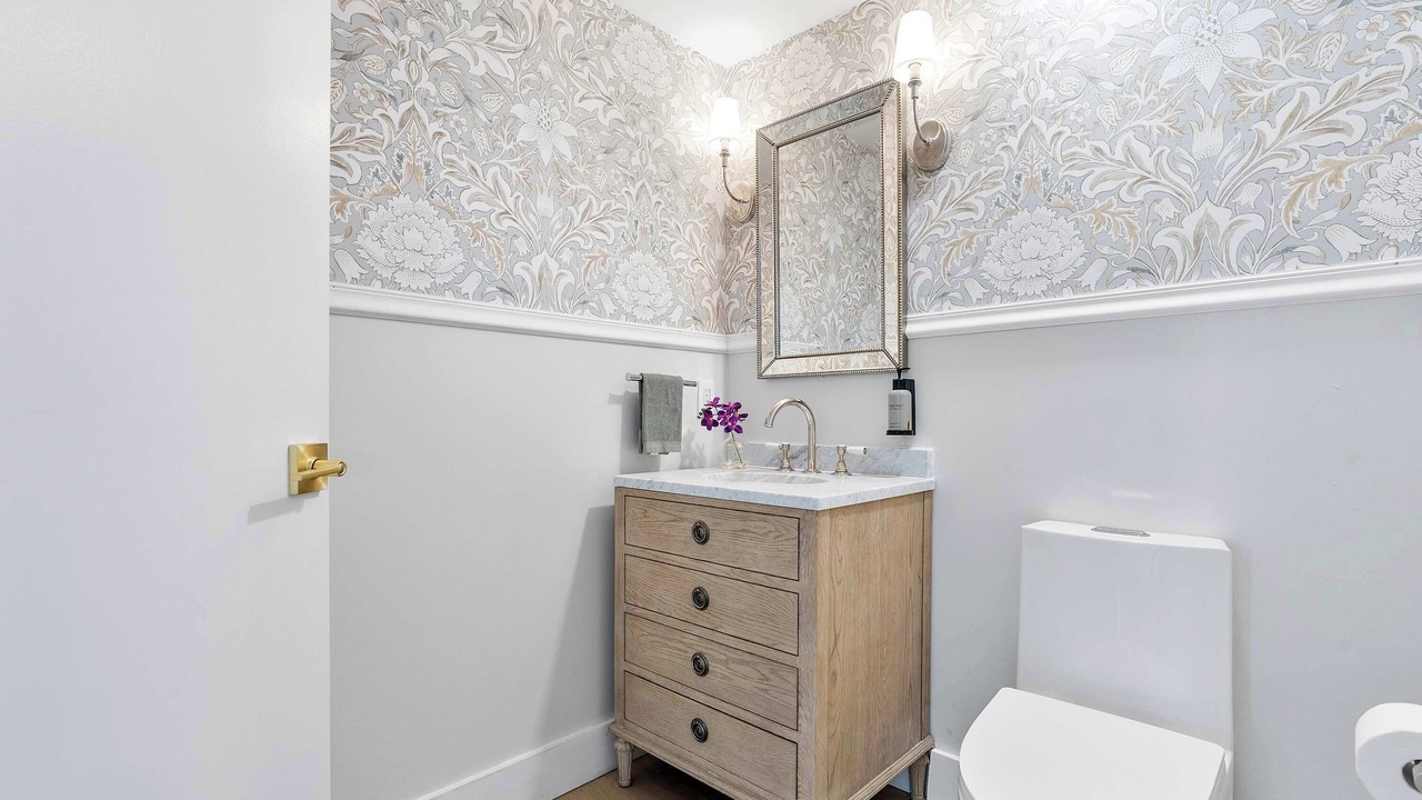 Photo of Bathroom in Coconut Grove