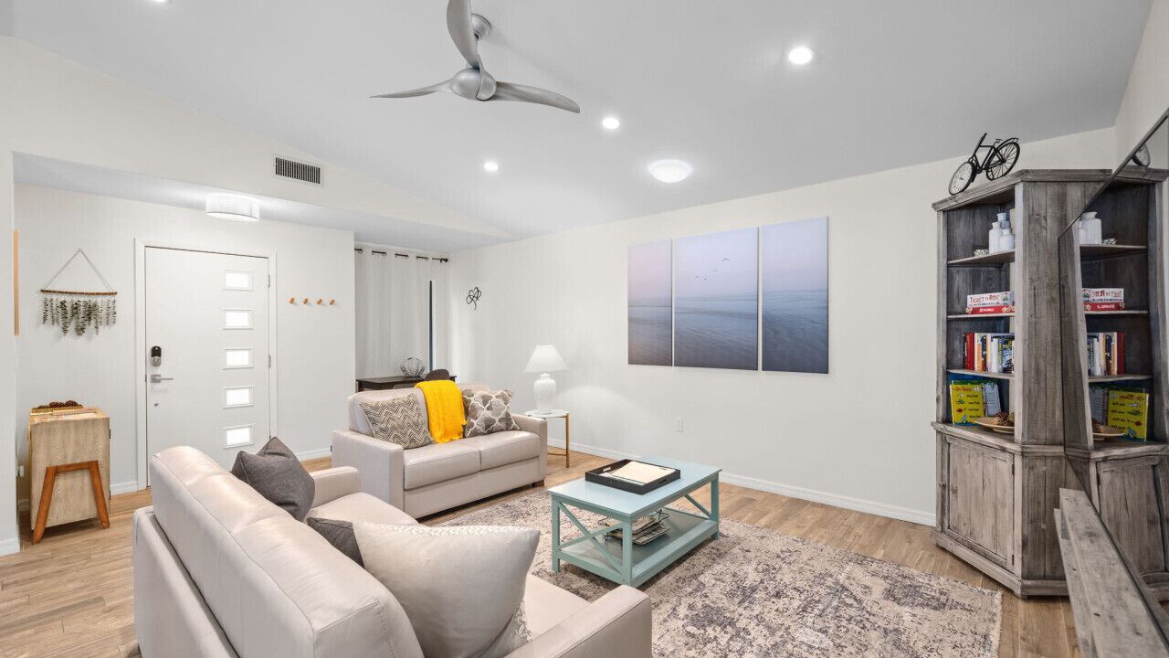 Photo of Livingroom in Indian Beach Sapphire Shores