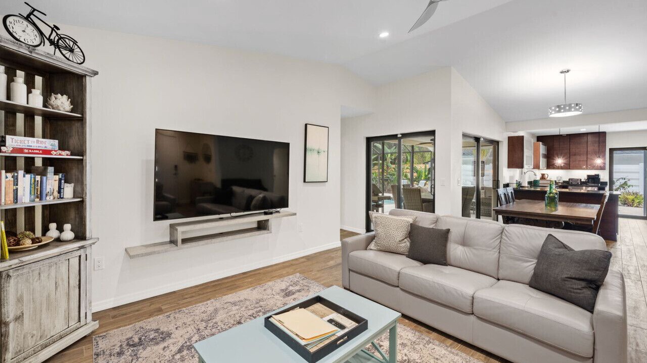 Photo of Livingroom in Indian Beach Sapphire Shores