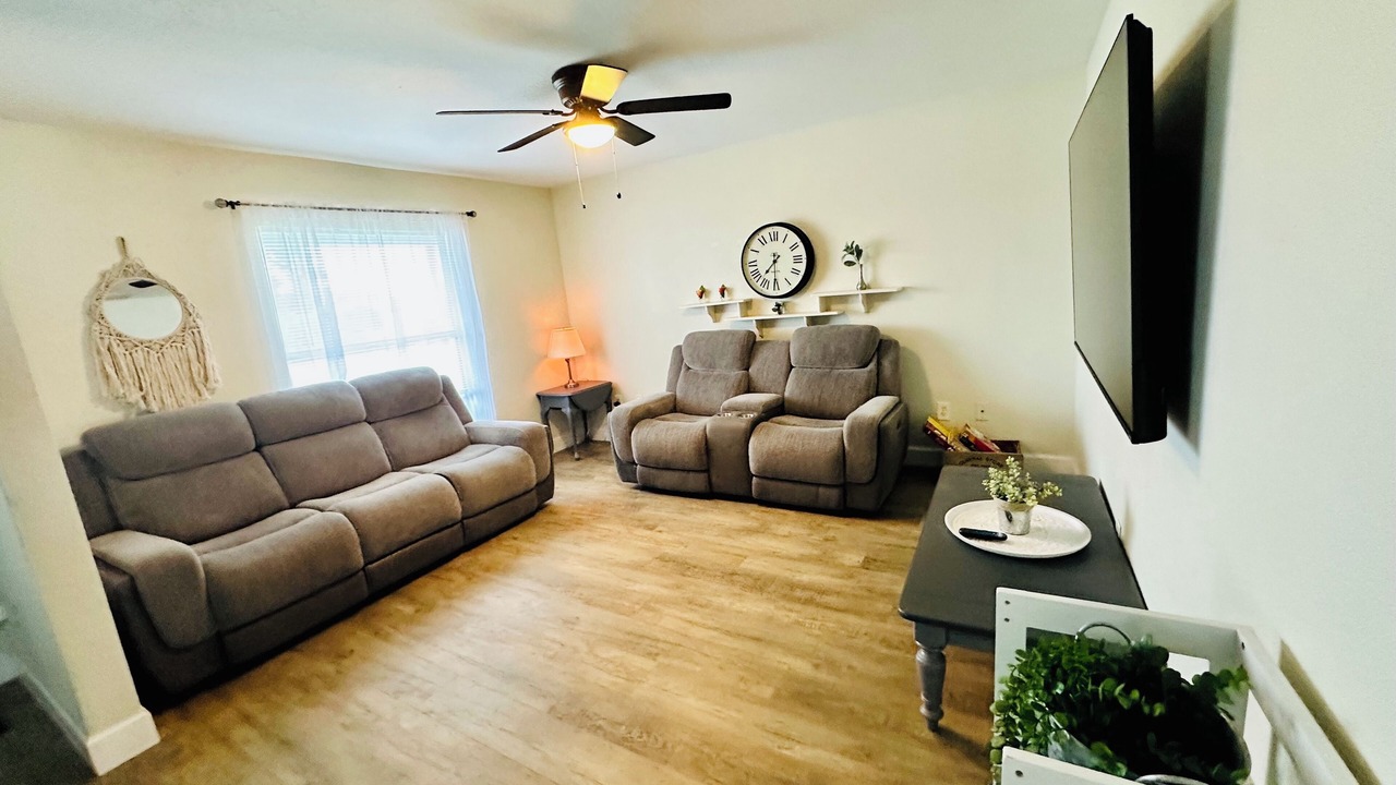 Photo of Livingroom in Westminister