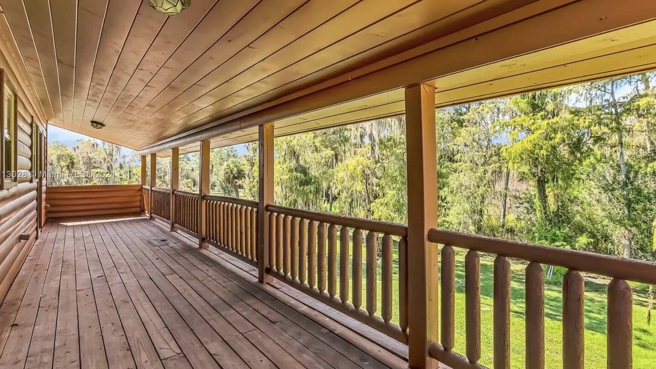 Photo of Patio Balcony in Clewiston