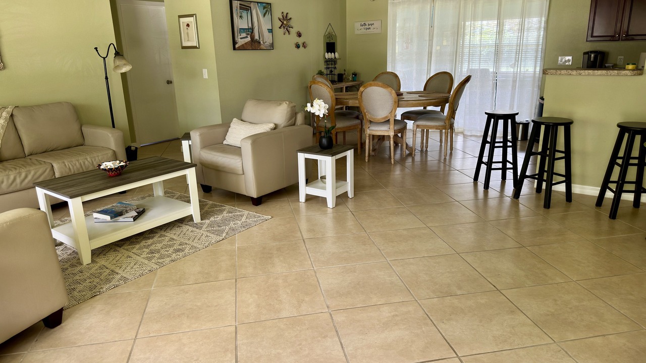 Photo of Livingroom in Palm City