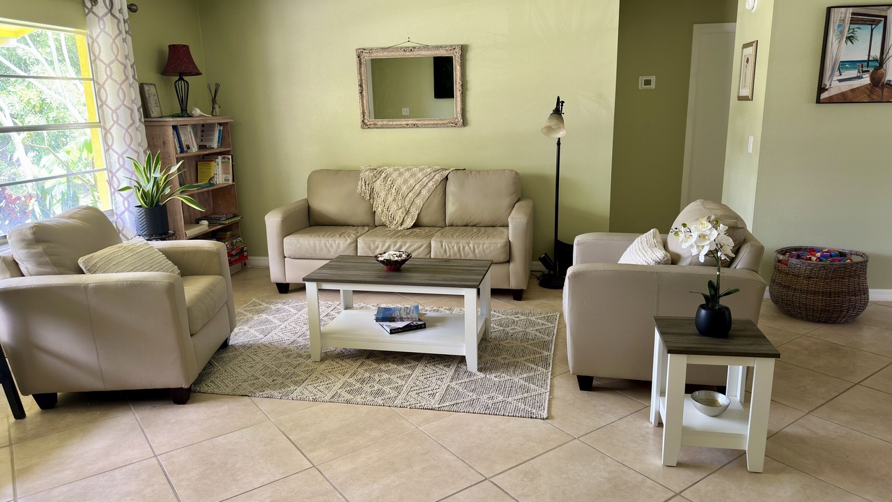 Photo of Livingroom in Palm City